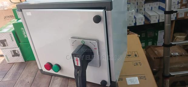 Manual Changeover Switch