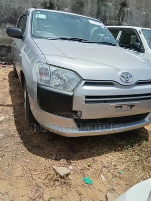 Toyota Probox 2018 Silver