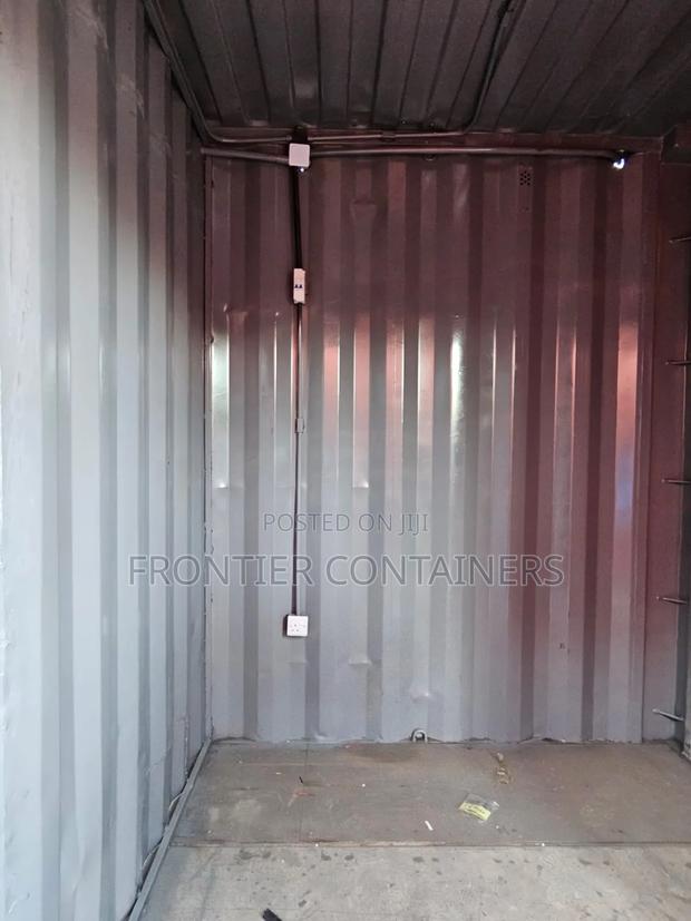 20 Ft Container Converted Into 3 Shops - thumbnail 2