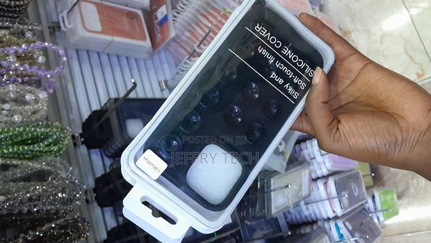 Xanik Suction Cup (Octobuddy) Soft Silicone Case for iPhone 13 Pro Max - thumbnail 2