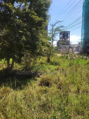 Prime Commercial 100 X 100 Plot for Sale - thumbnail 2