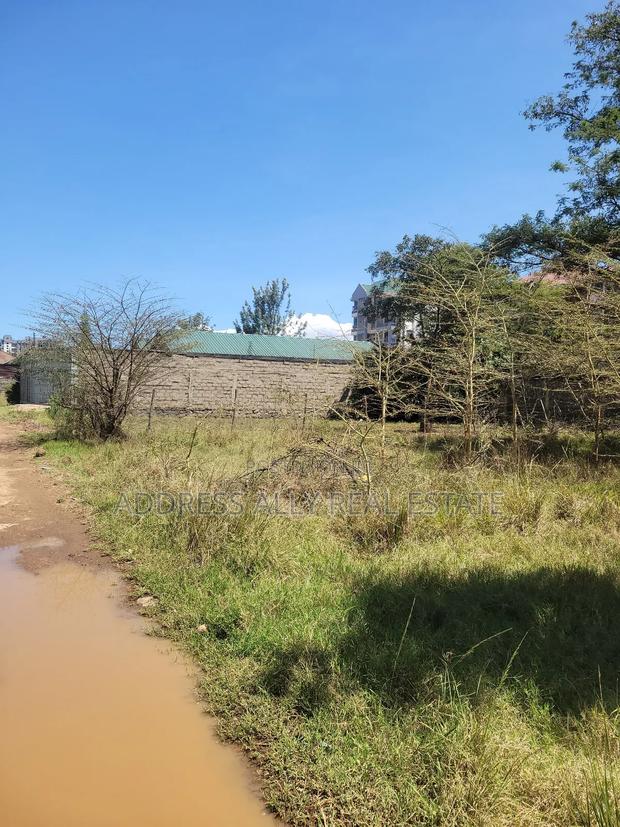 Prime Commercial 100 X 100 Plot for Sale - thumbnail 3