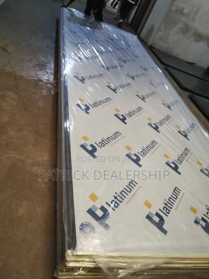 Clear Solid Polycarbonate Sheet - thumbnail 2