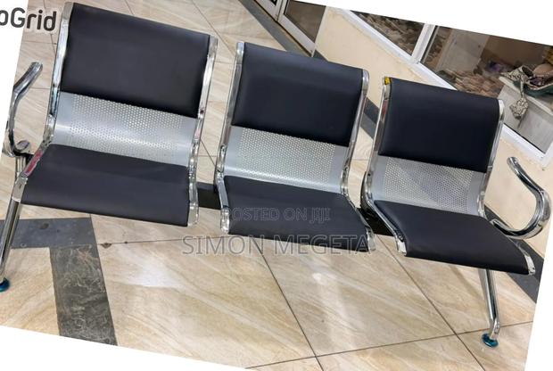 3 Link Padded Metallic Office Waiting Bench Brand New