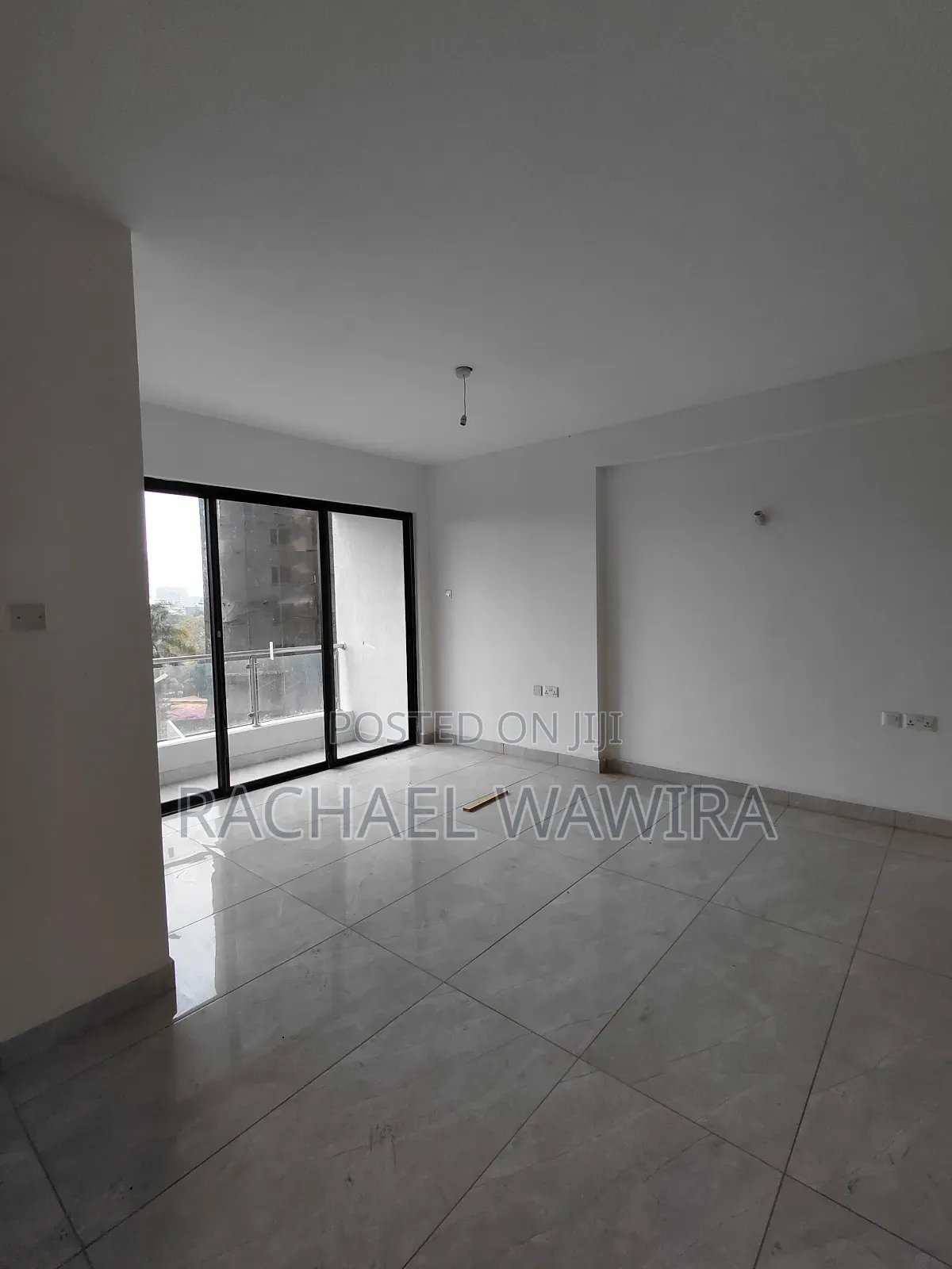4bdrm Duplex in Gm, Spring Valley for sale