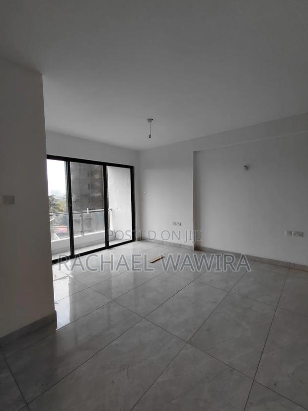 4bdrm Duplex in Gm, Spring Valley for sale - thumbnail 10