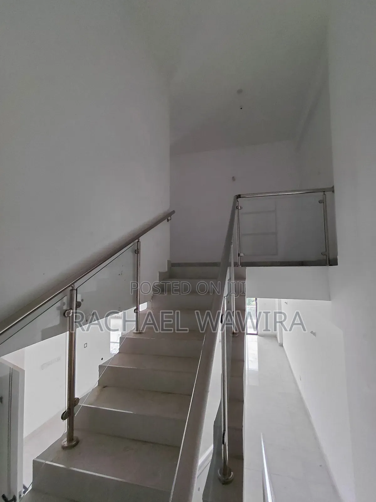 4bdrm Duplex in Gm, Spring Valley for sale