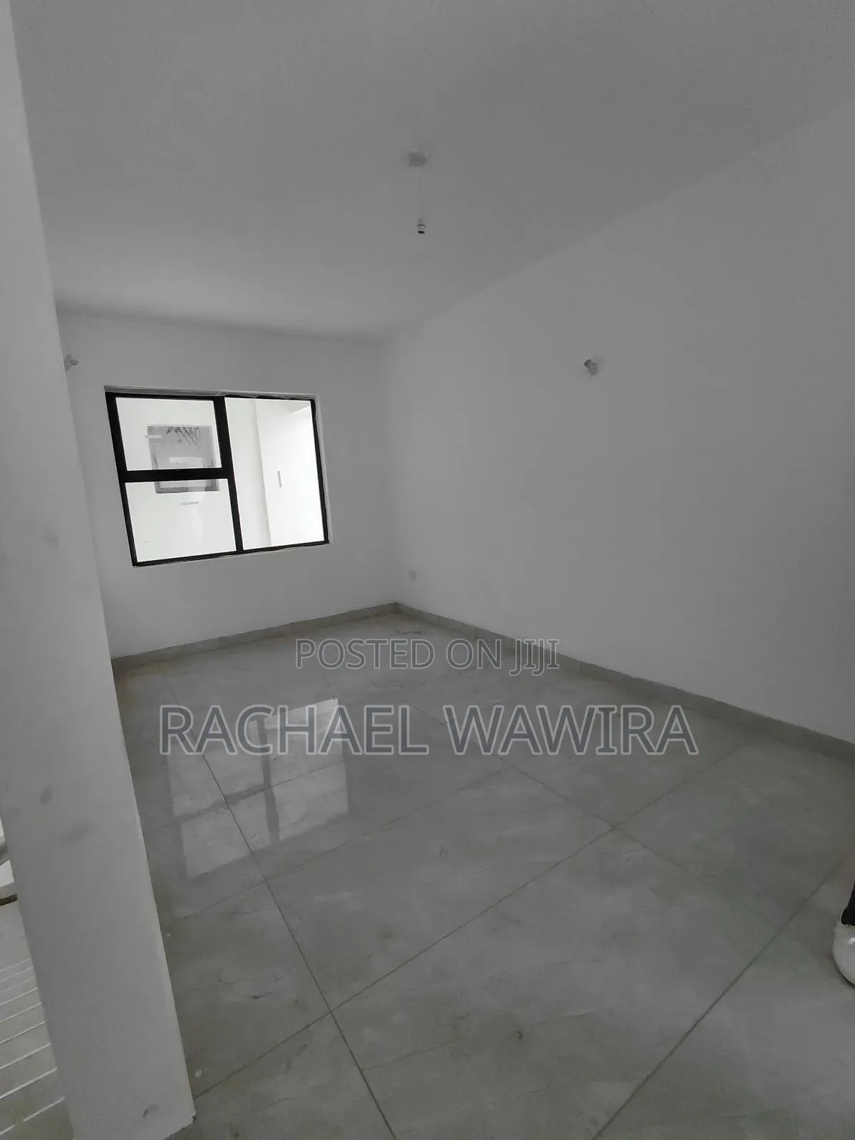 4bdrm Duplex in Gm, Spring Valley for sale