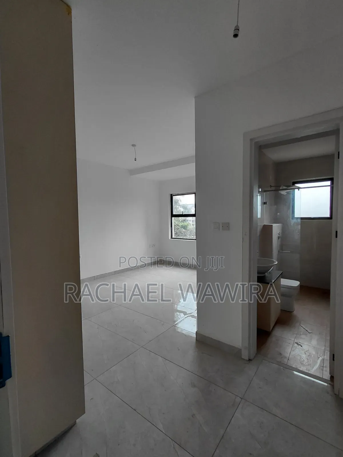 4bdrm Duplex in Gm, Spring Valley for sale