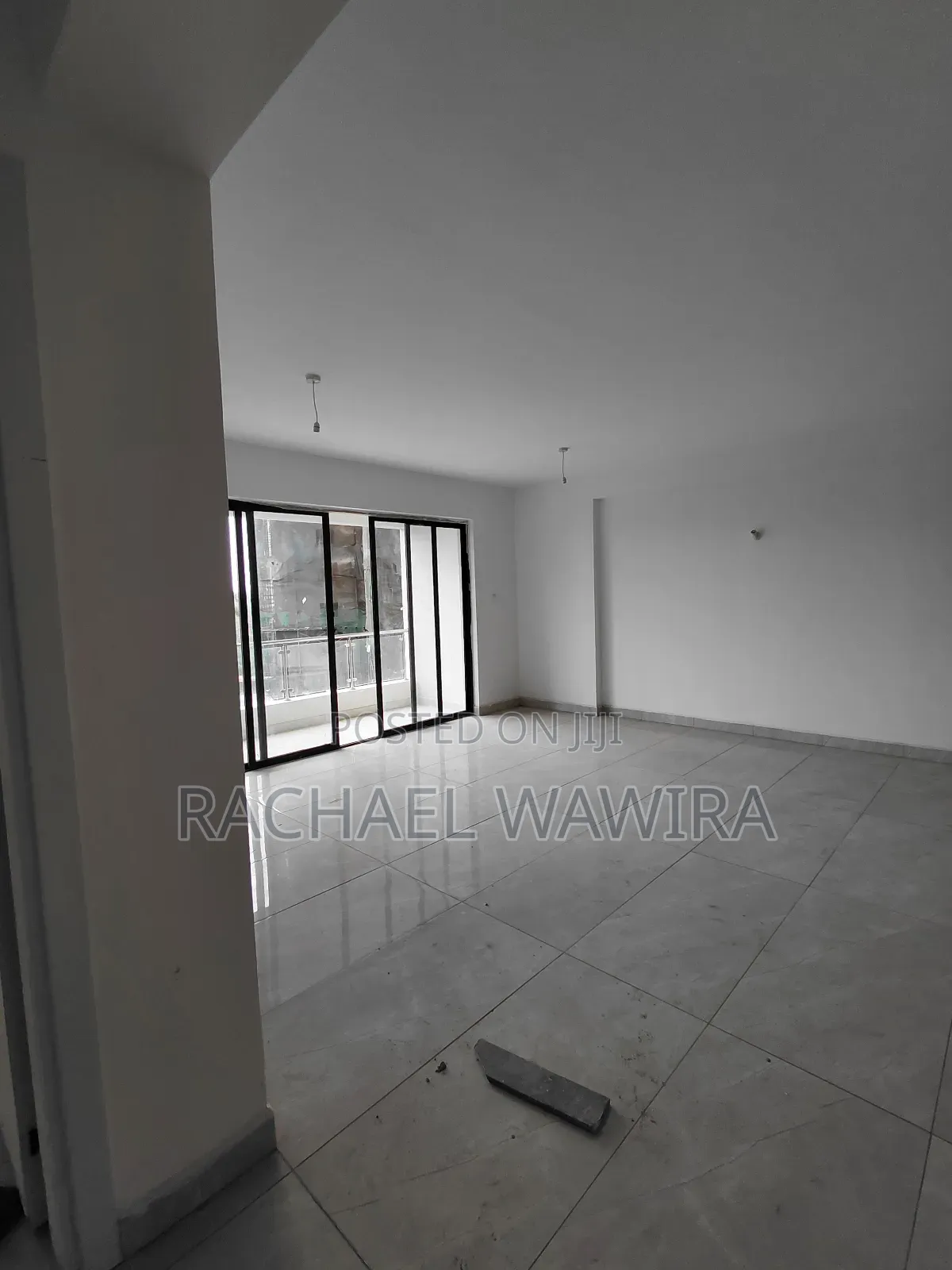 4bdrm Duplex in Gm, Spring Valley for sale