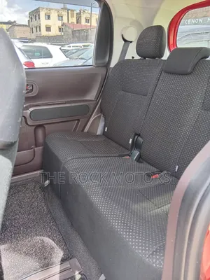 Toyota Porte 2019 Red