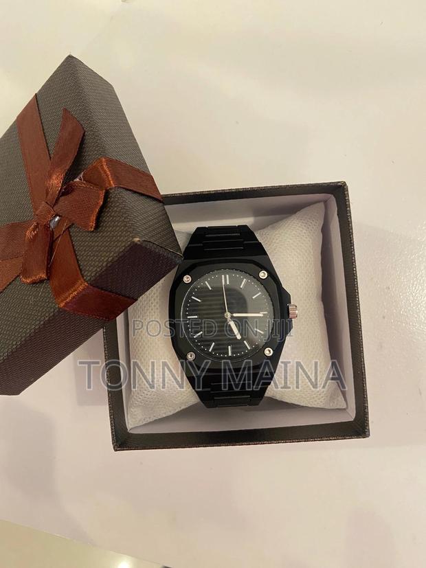 Aura Watch