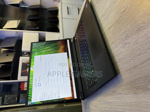 Laptop Dell Alienware 17 R2 64GB Intel Core i9 SSD 4T - thumbnail 4