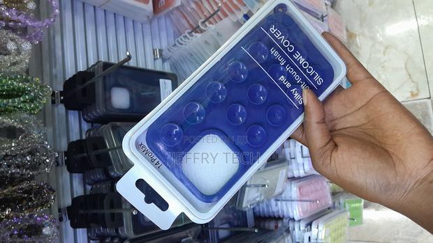 Teriko Suction Cup (Octobuddy) Silicone Case for iPhone 14 Pro Max - thumbnail 2