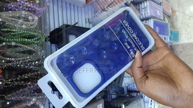 Chemi Suction Cup (Octobuddy) Silicone Case for iPhone 15 Pro Max - thumbnail 3