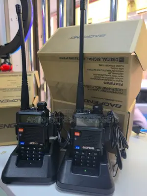Baofeng Uv-5r Dual Band Walkie Talkie Vhf/Uhf Two-way Radio