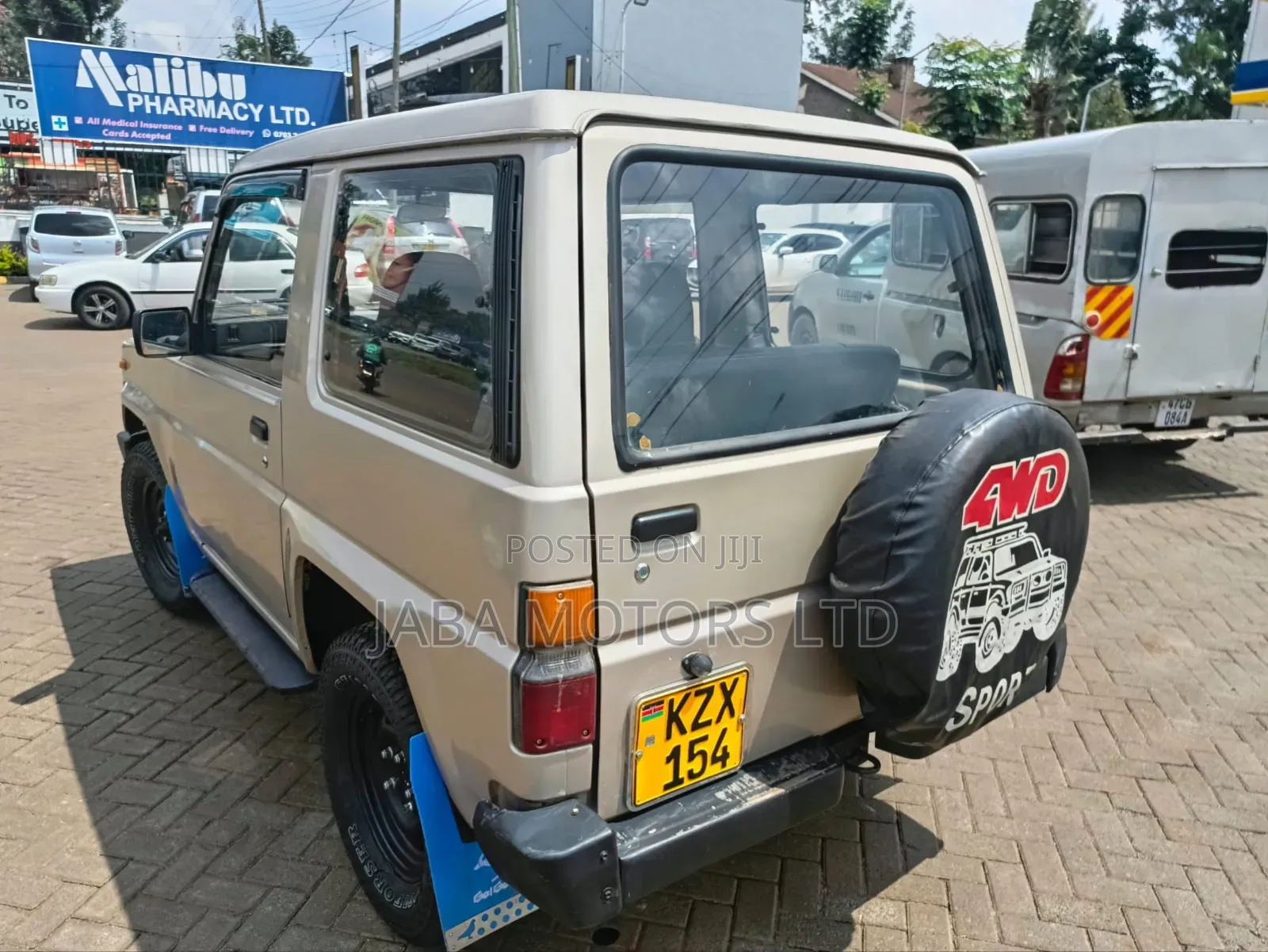 Daihatsu Rocky Wagon 1989 Beige