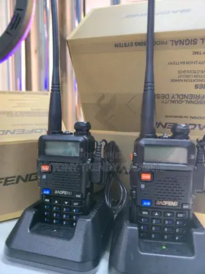 Baofeng Uv-5r 5w Long Range Dual Band Handheld Radio