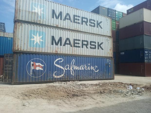 Cargo-Worthy 40ft Containers for Sale in Nairobi With Documents