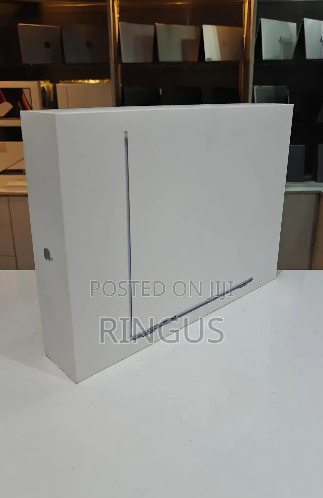 New Apple MacBook Air 2025 M4 15-inch 16GB Apple M4 Max SSD 512GB