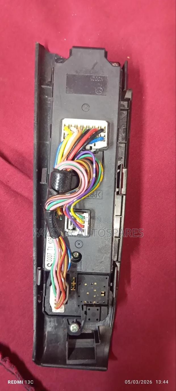 Mazda Premacy Main Switch Power Window - thumbnail 2