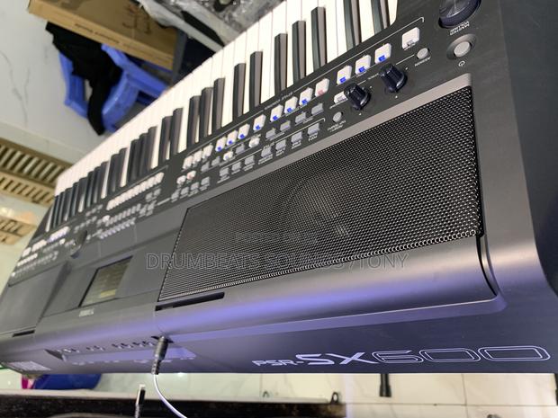 Yamaha PSR Sx 600 - thumbnail 3