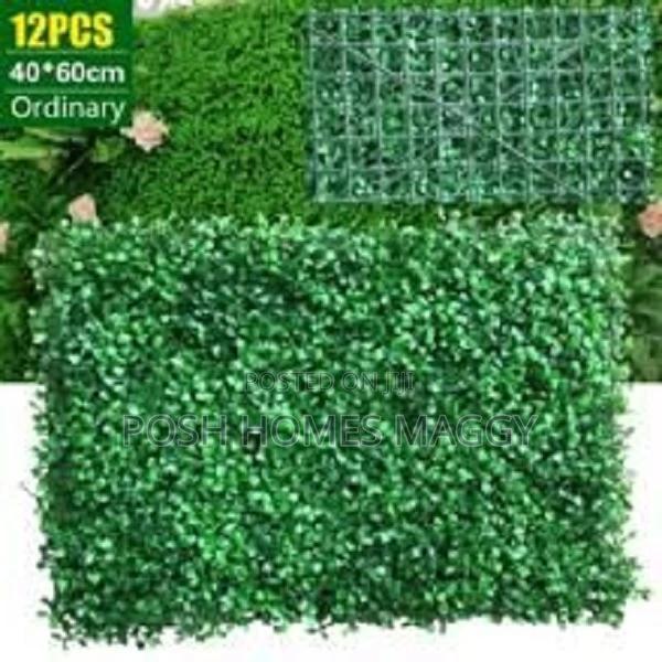 Greenery Background Hedge Panels - main view