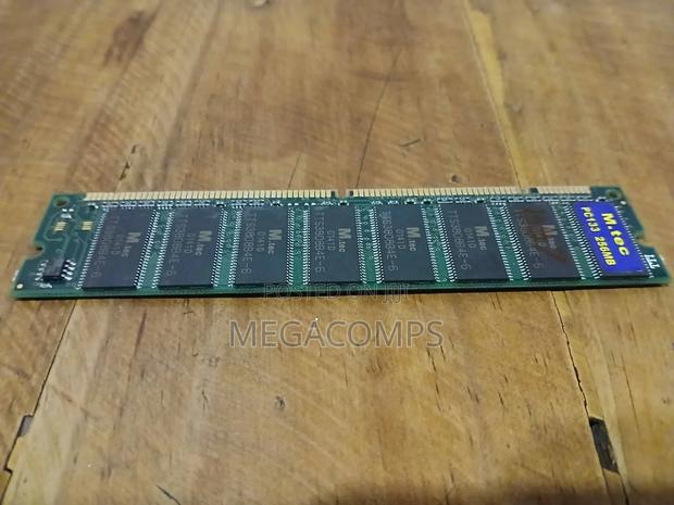 16gb Ddr4 Desktop Memory - thumbnail 3