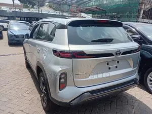 New Toyota Urban Cruiser 2025 Silver