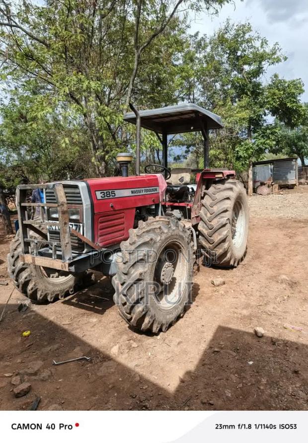 Massey Ferguson 385 4wd Tractor