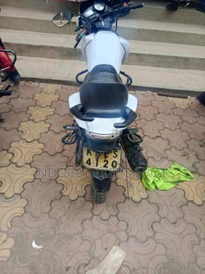 TVS Apache 160 4V 2020 White - thumbnail 2