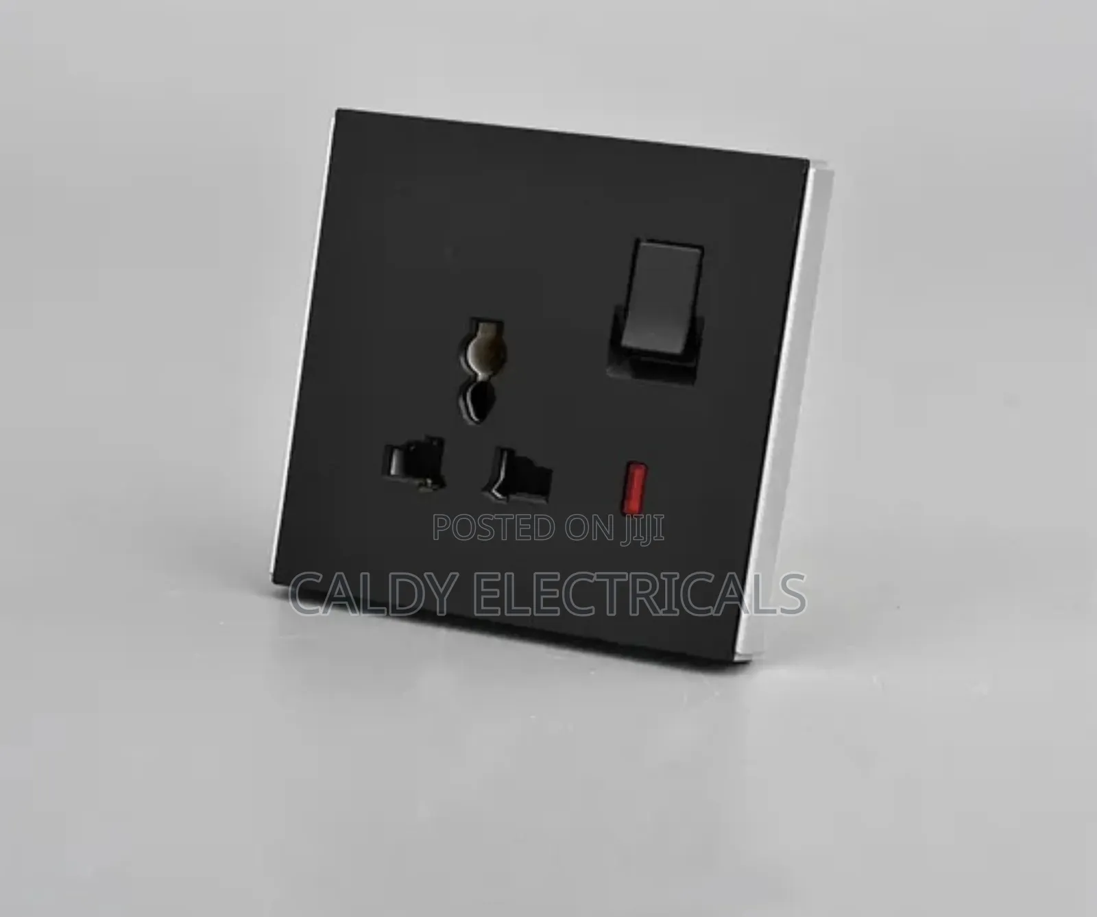 Black Universal Single Wall Socket H4x