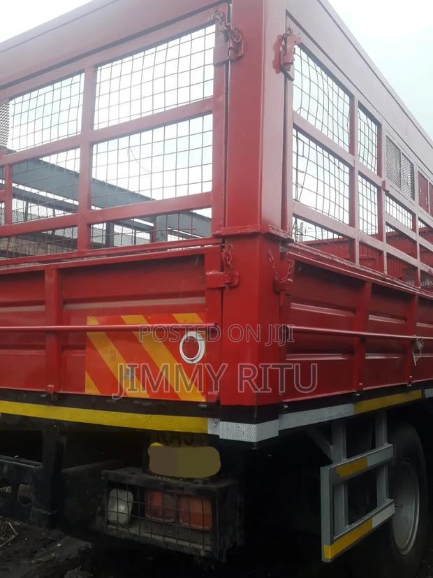 Nissan Diesel (Ud) 1996 Red - thumbnail 3
