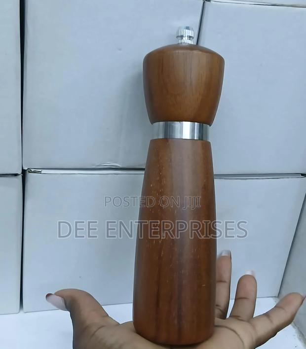 Bamboo Spice/Pepper Grinder - thumbnail 3