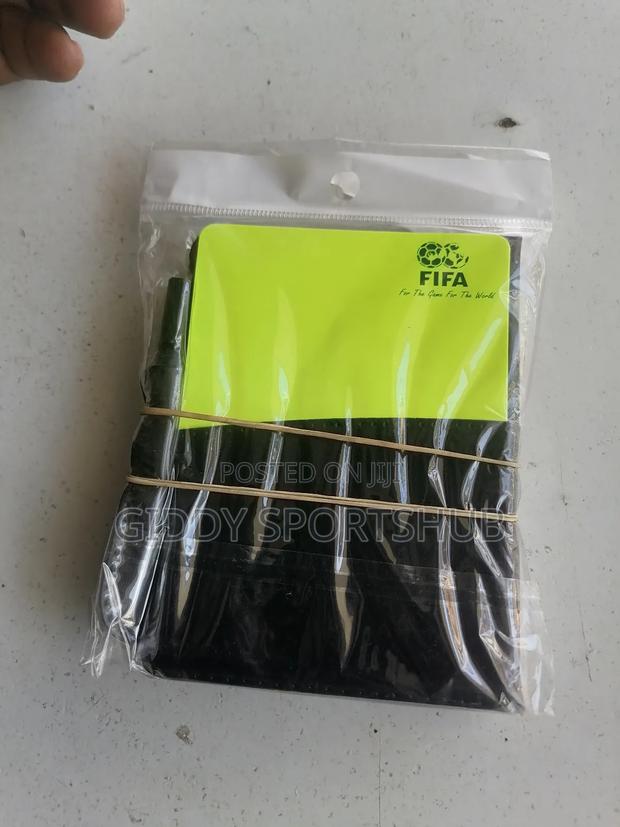 Fifa Referee Wallet and Card Set - thumbnail 2