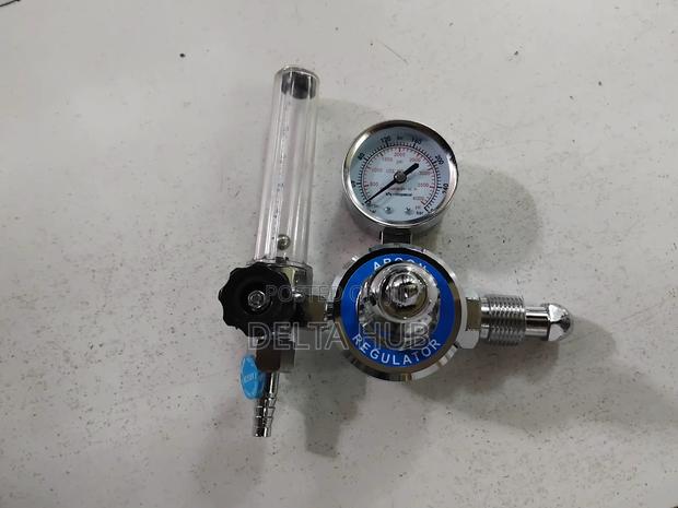Professional Argon Gas Pressure Regulator With Gauge - main view