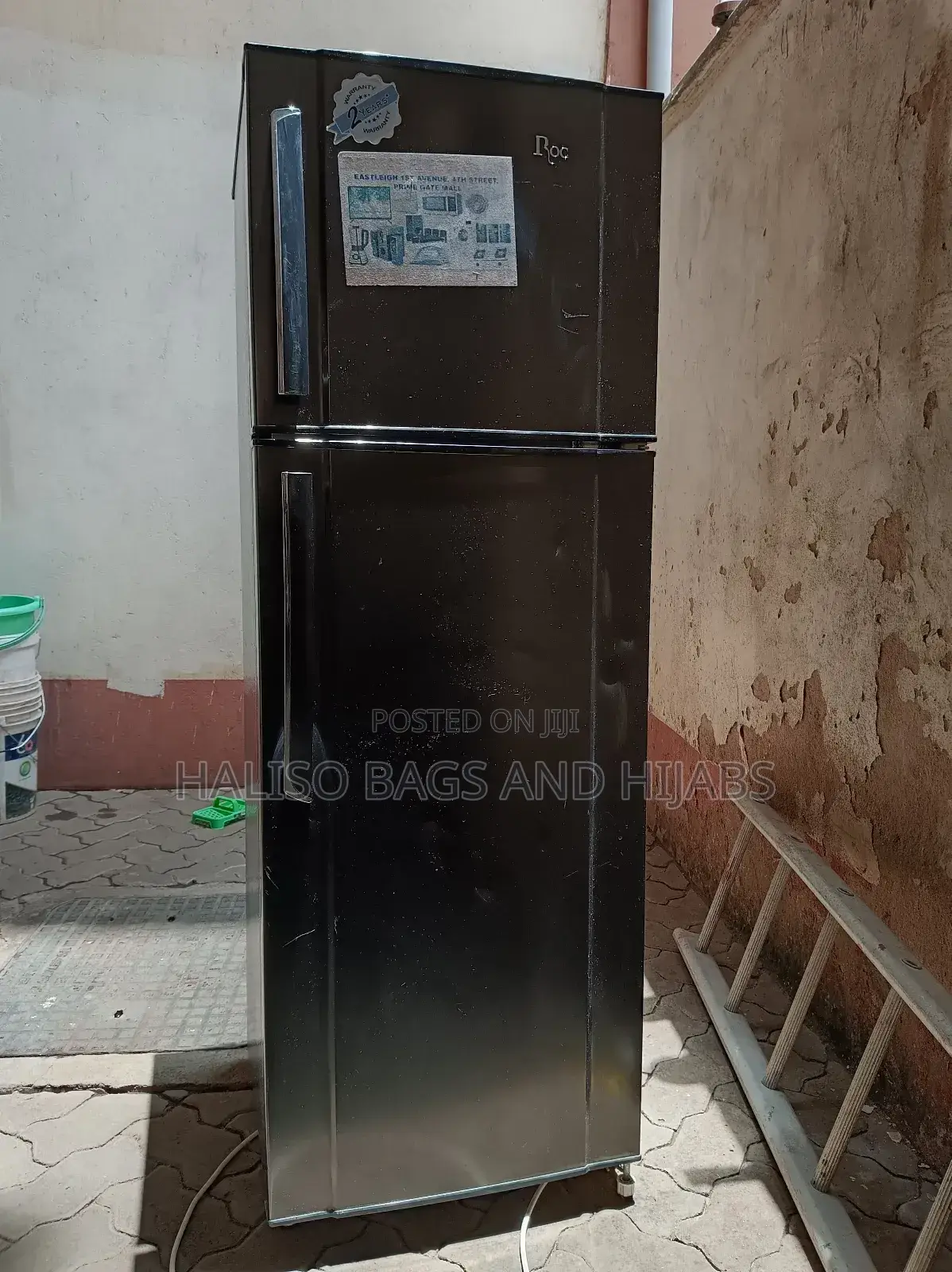 Roach 200l Fridge