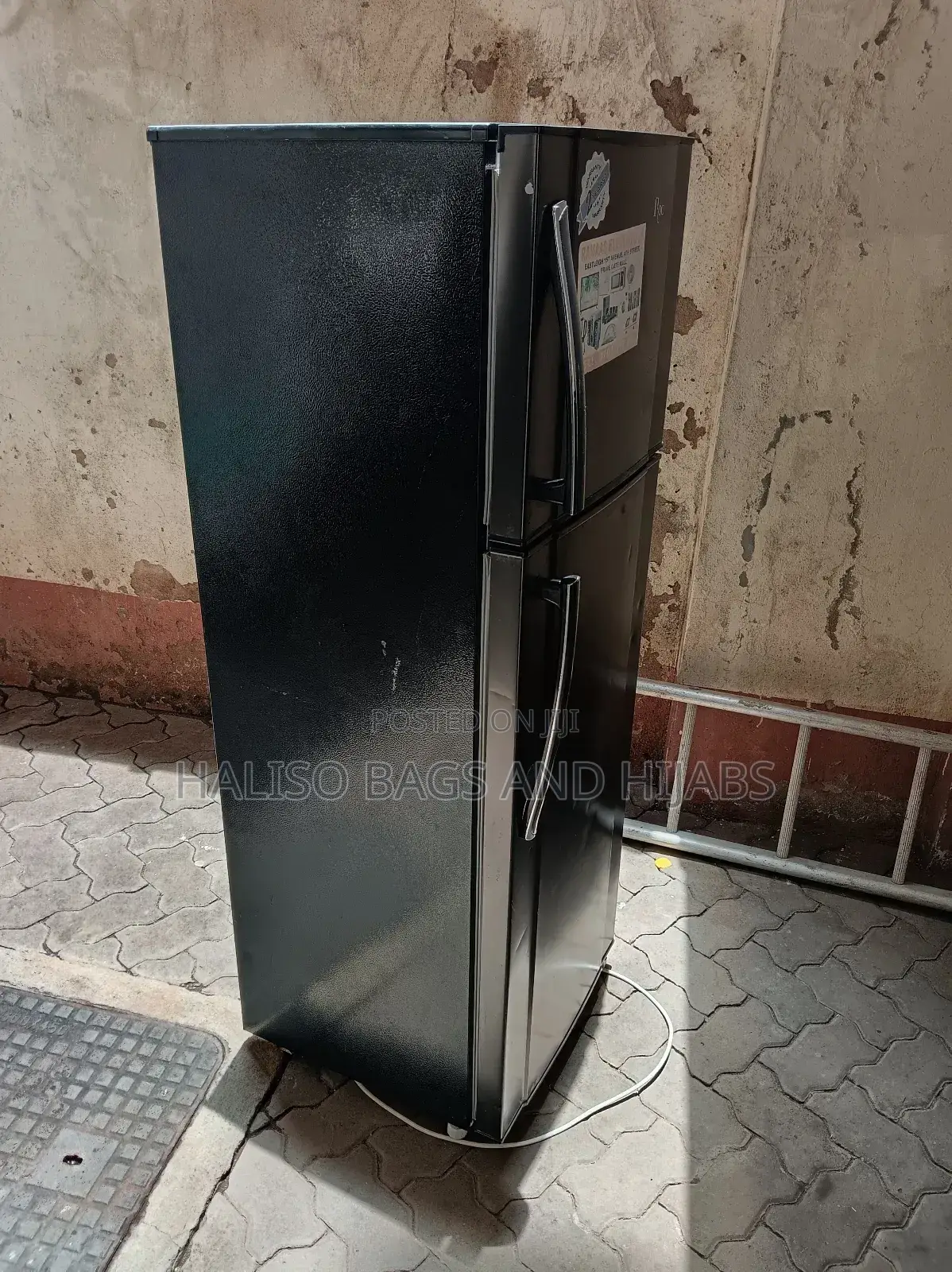 Roach 200l Fridge
