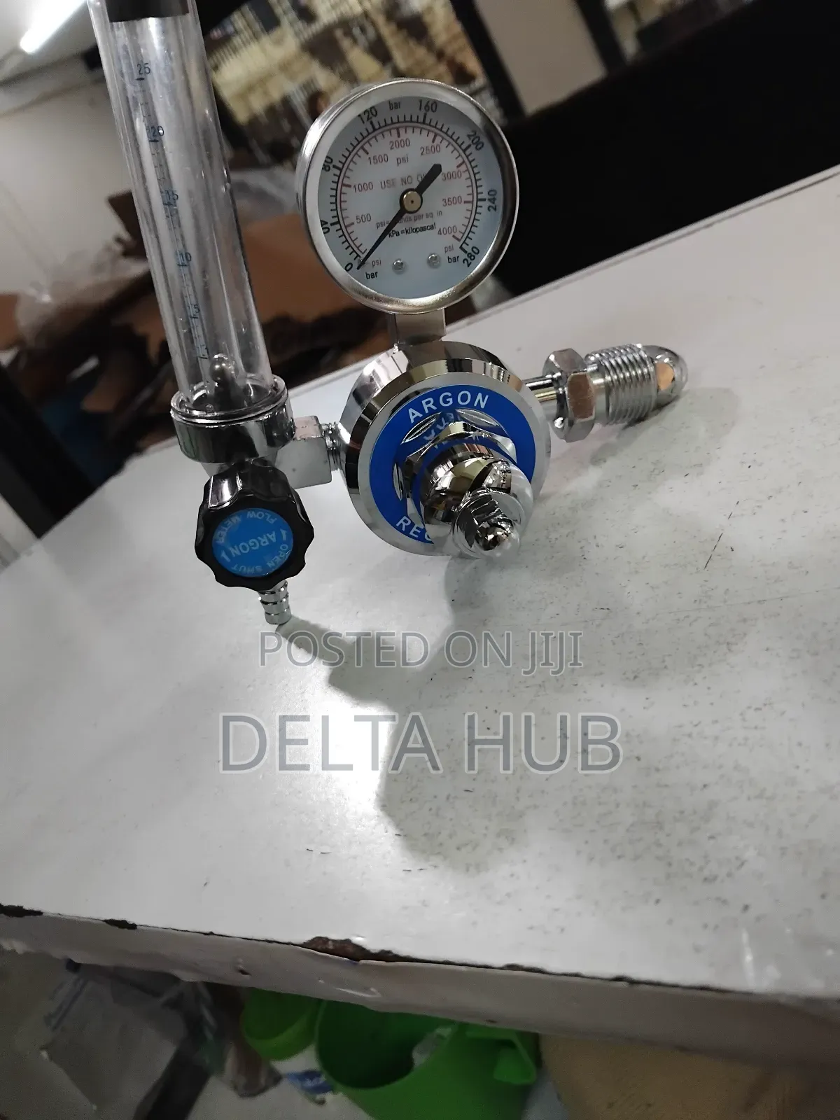 Industrial Argon Welding Regulator With Flow Meter Regulator