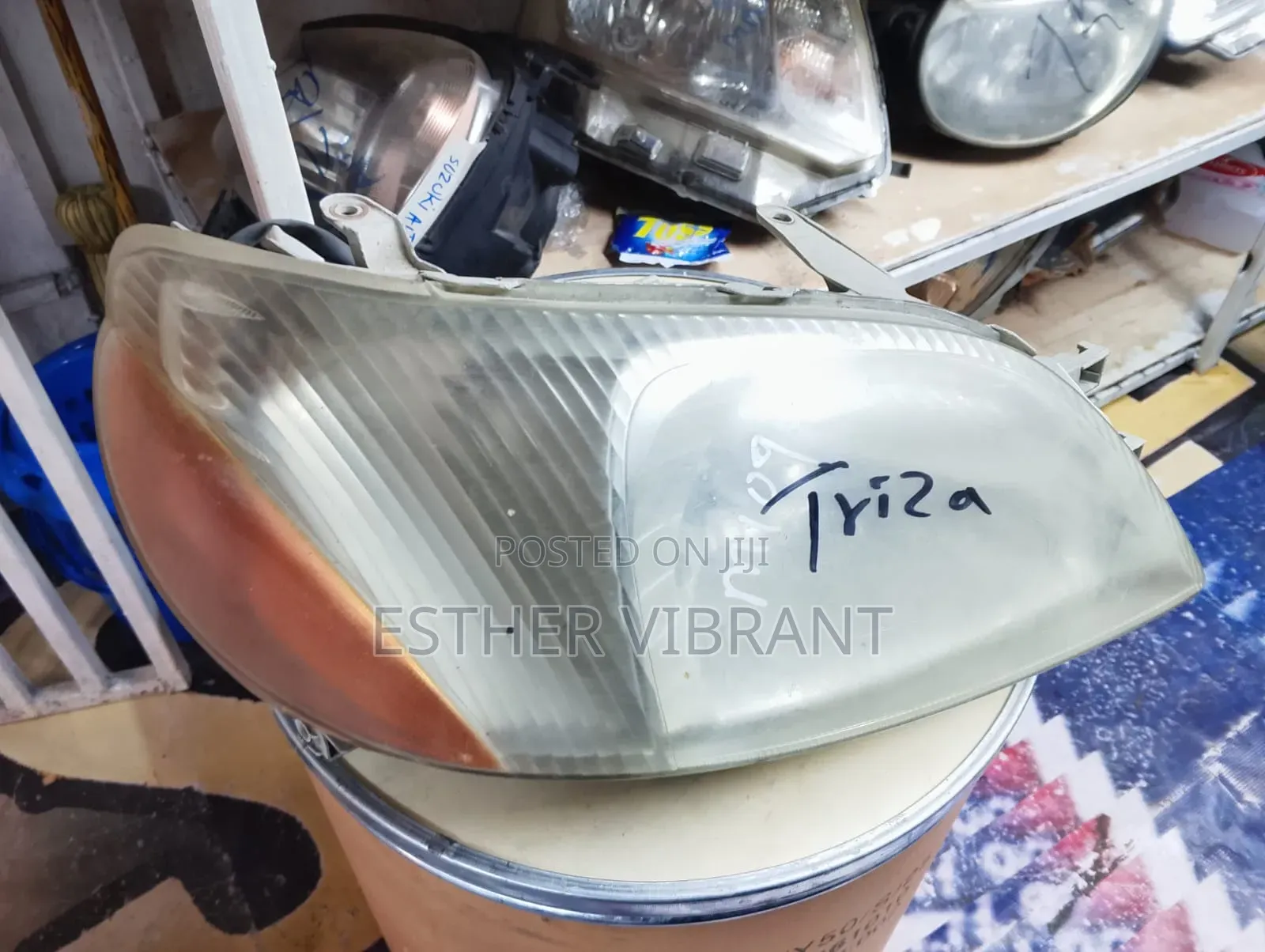 Toyota Platz Headlight
