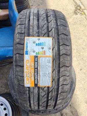 255/40r18 Centara Tyre