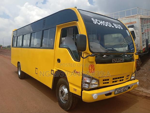 Isuzu NQR 2015 Yellow - thumbnail 12
