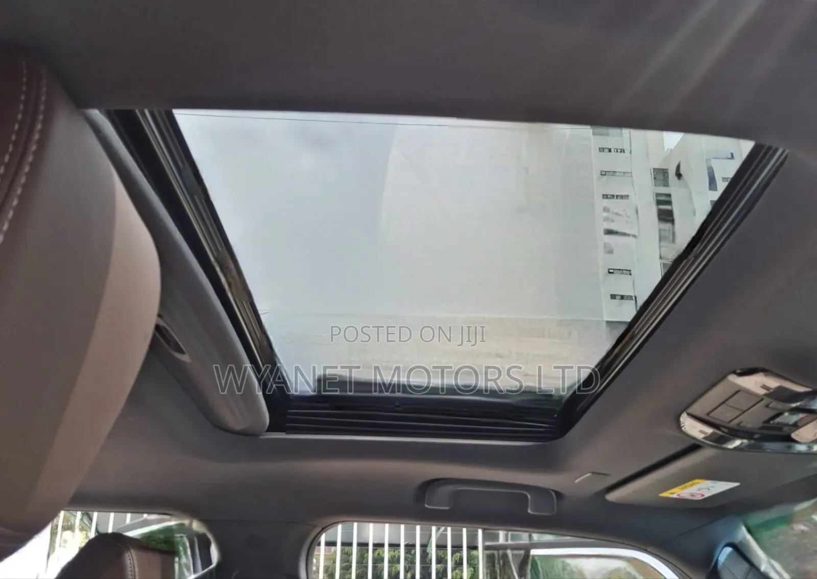Toyota Land Cruiser Prado 2.8 2024 White