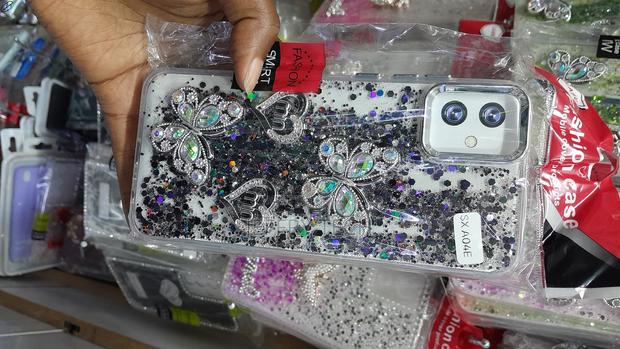 Annyojo Samsung Galaxy A04e Glitter Crystal Buttefly Case - thumbnail 3