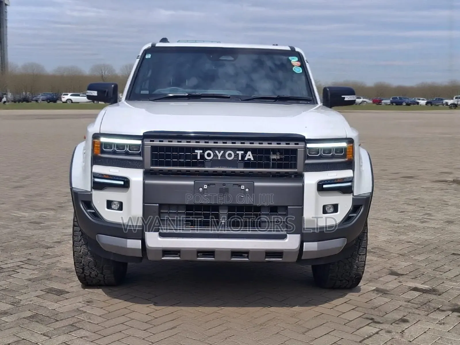 Toyota Land Cruiser Prado 2.8 2024 White