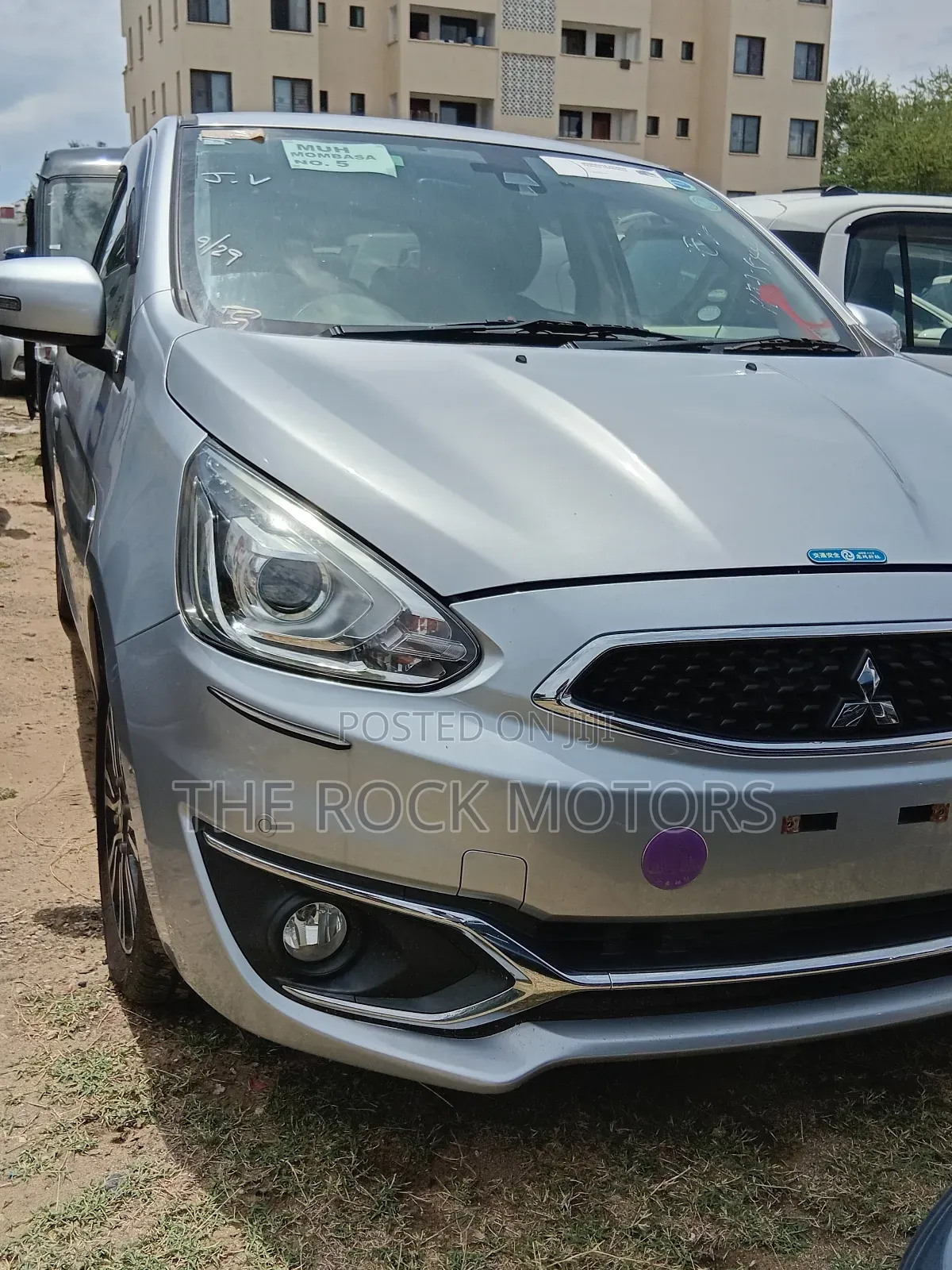 Mitsubishi Mirage 2019 Silver
