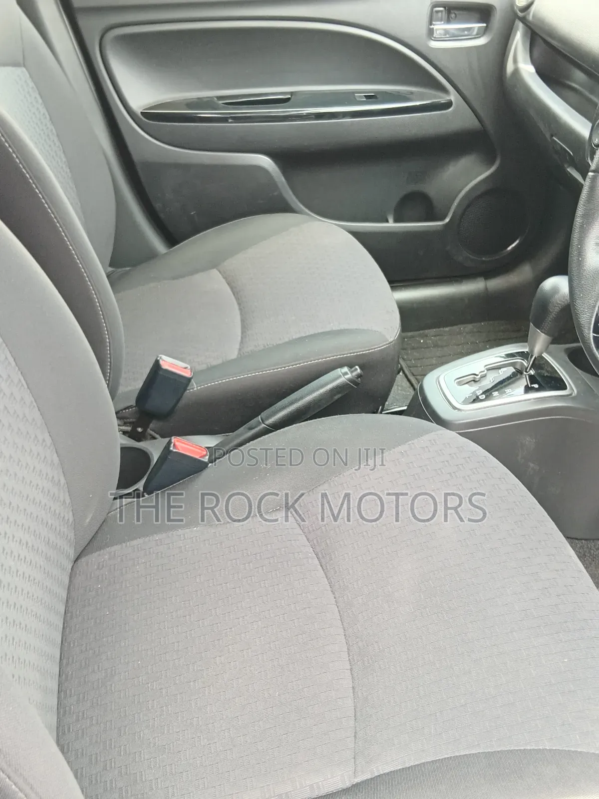 Mitsubishi Mirage 2019 Silver