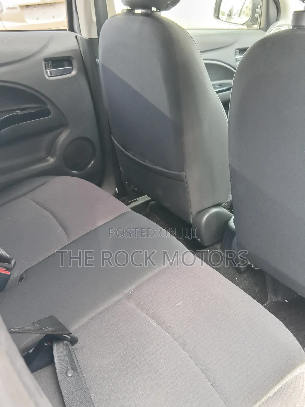 Mitsubishi Mirage 2019 Silver