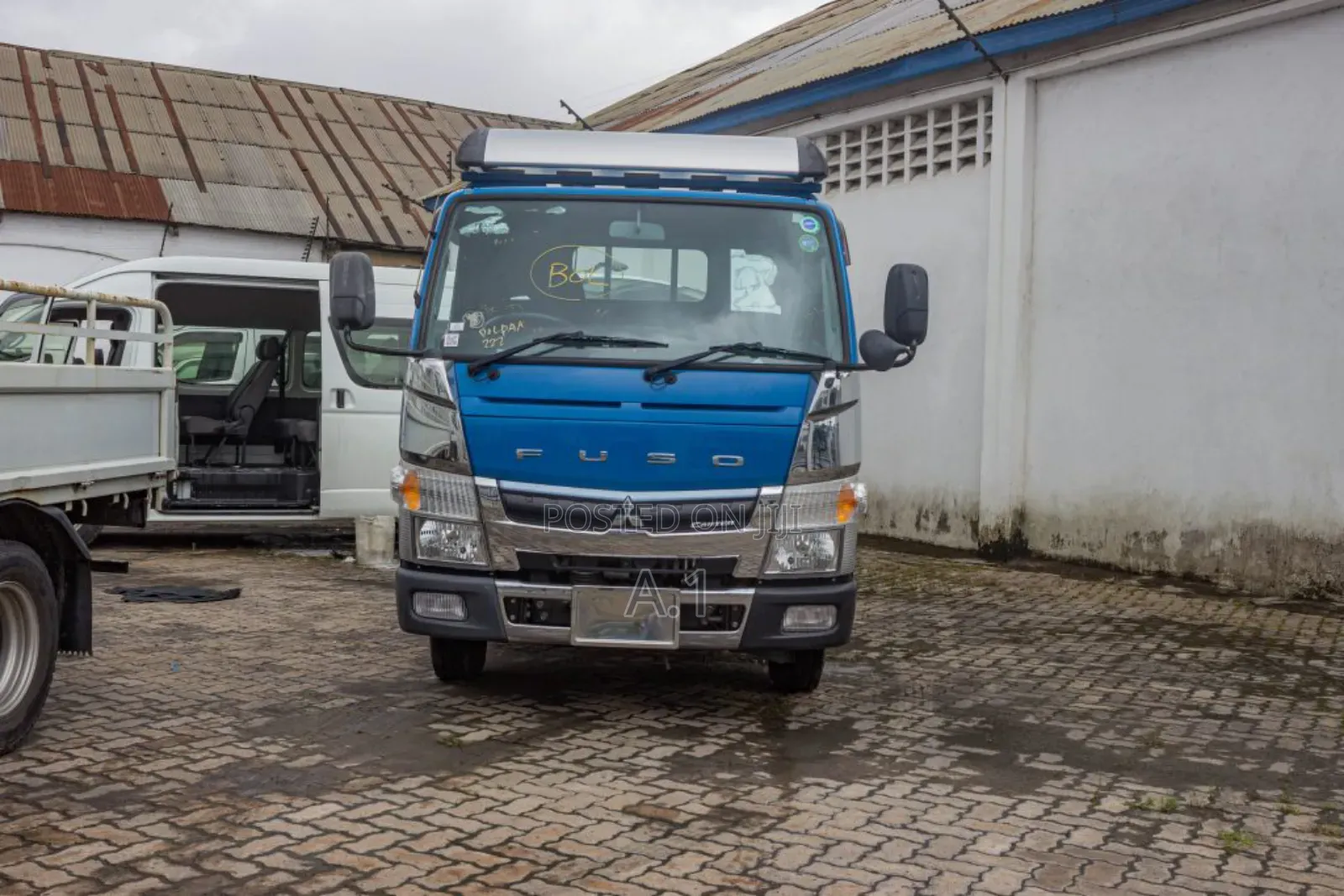 Mitsubishi Canter