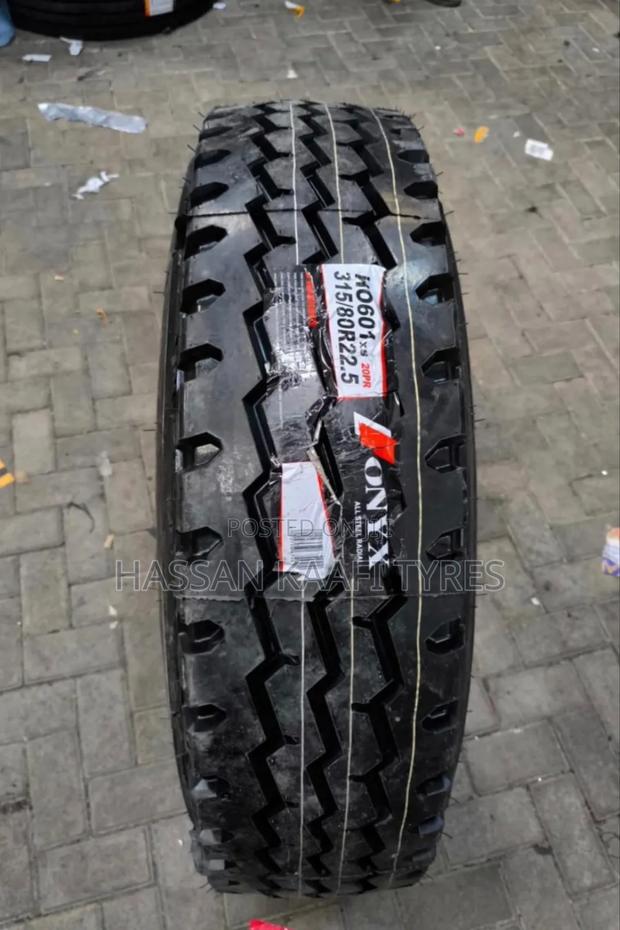 315/80r22.5 Onyx All Position Tyre